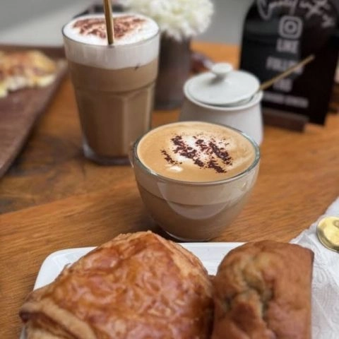 SISTERHOOD Coffee Shop
