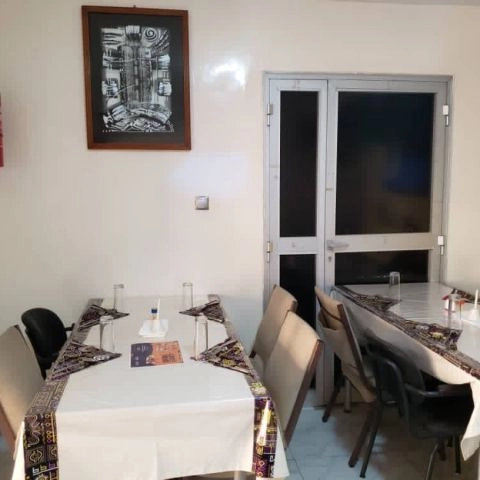 Les Épicuriens