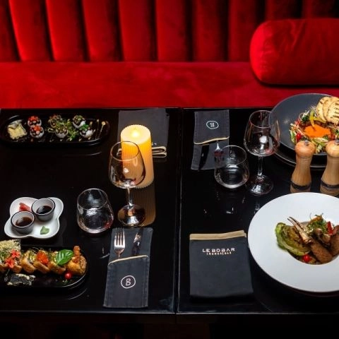 Le Bobar