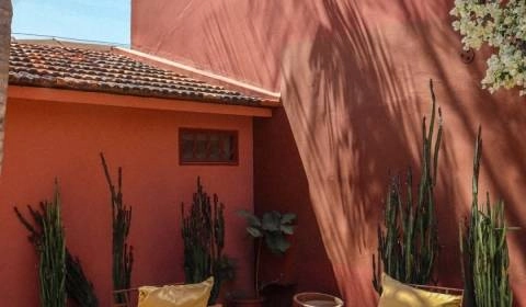 Gorée Suites