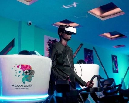 VR GALAXY LOUNGE