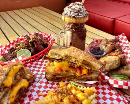 Brown's Food