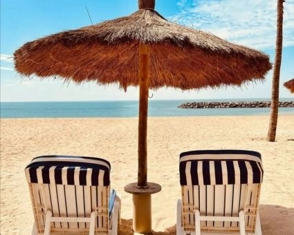 Jomo Beach